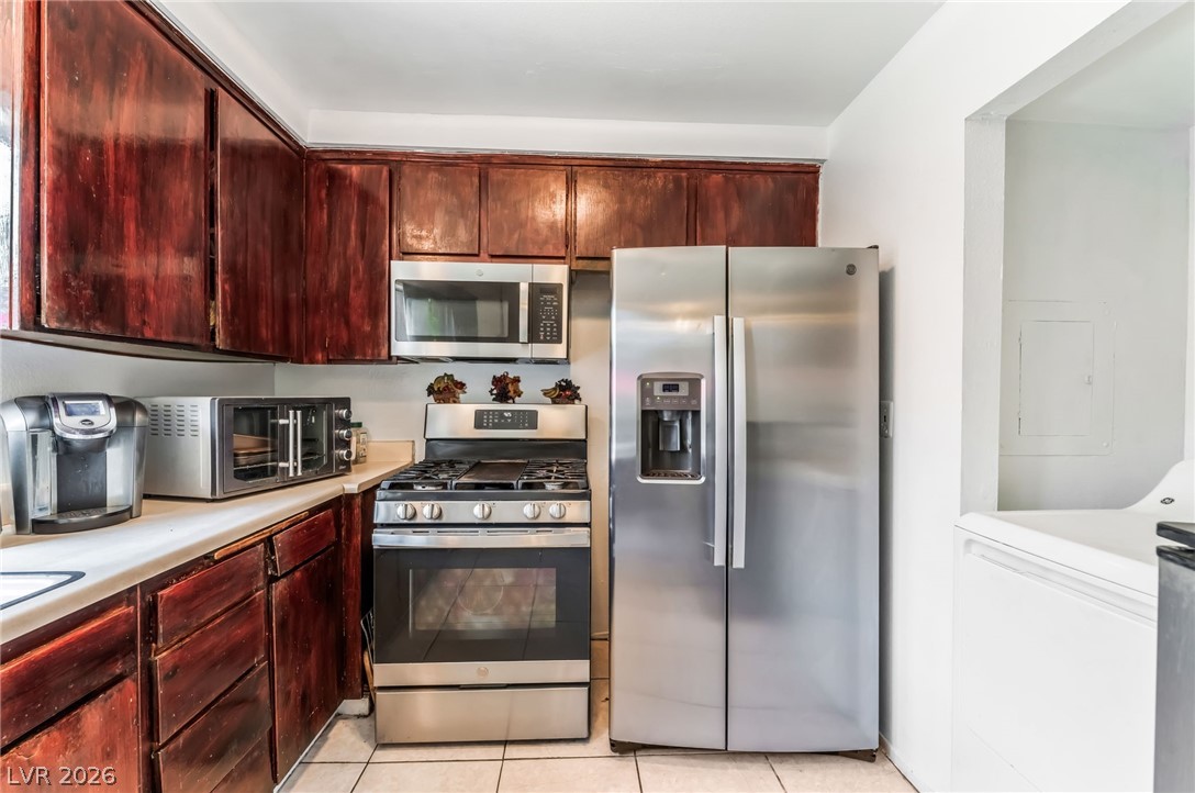 6128 Meadow Vista Lane Las Vegas NV 89103
