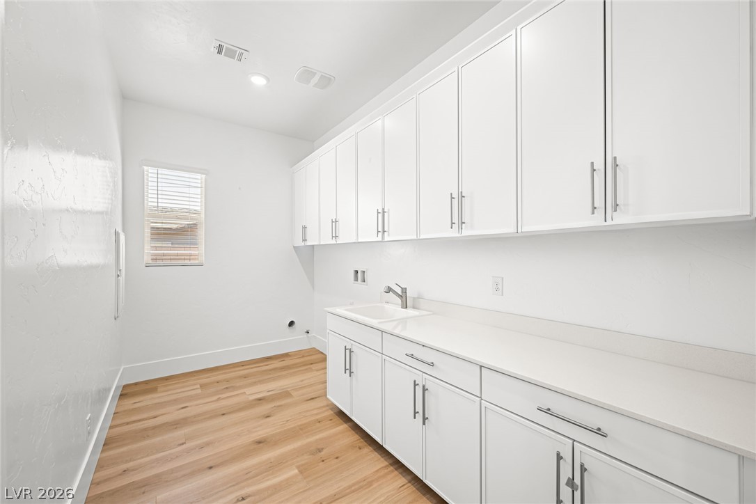 193 Sunnyvale Spring Street Las Vegas NV 89138