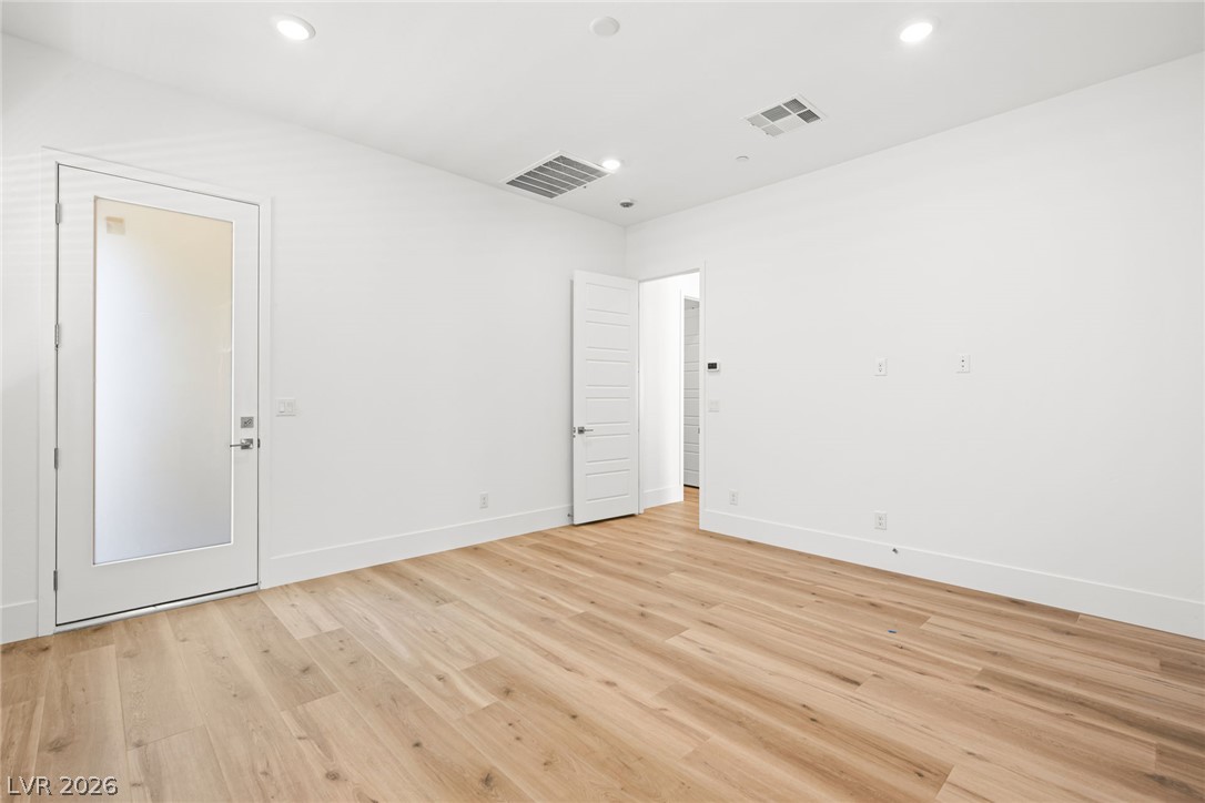 193 Sunnyvale Spring Street Las Vegas NV 89138