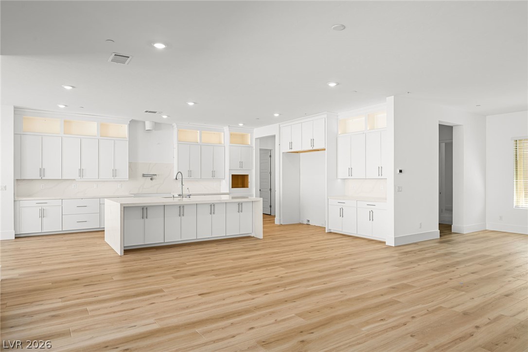 193 Sunnyvale Spring Street Las Vegas NV 89138