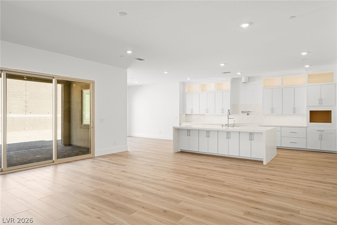 193 Sunnyvale Spring Street Las Vegas NV 89138