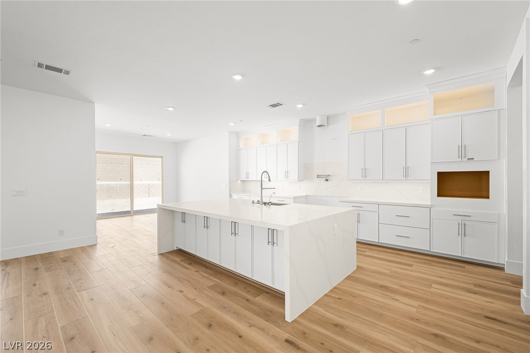 193 Sunnyvale Spring Street Las Vegas NV 89138