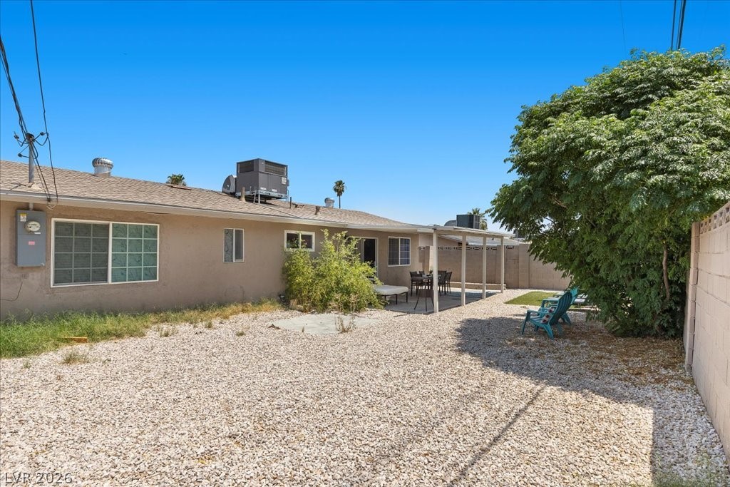 5333 Longridge Avenue Las Vegas NV 89146