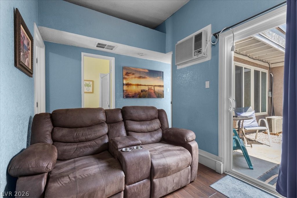 5333 Longridge Avenue Las Vegas NV 89146