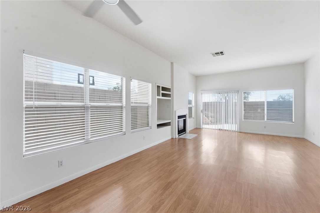 3872 Crest Horn Dr Drive Las Vegas NV 89147