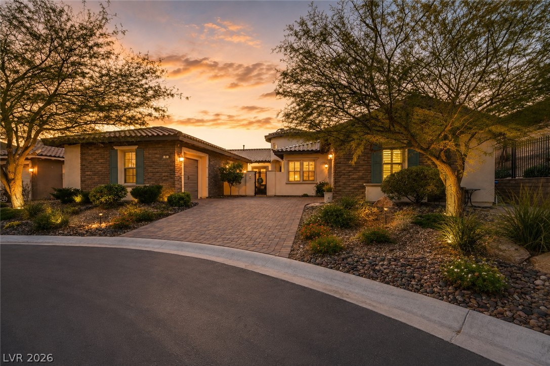 81 Navarra Canyon Court Las Vegas NV 89138