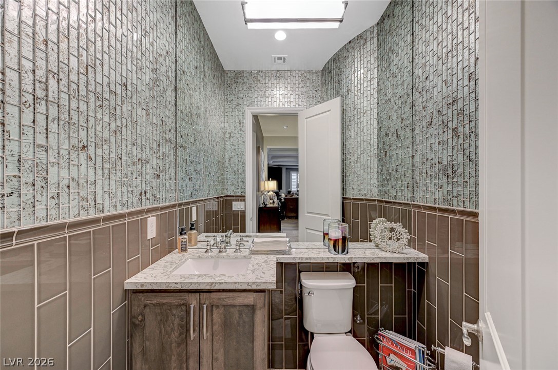 81 Navarra Canyon Court Las Vegas NV 89138