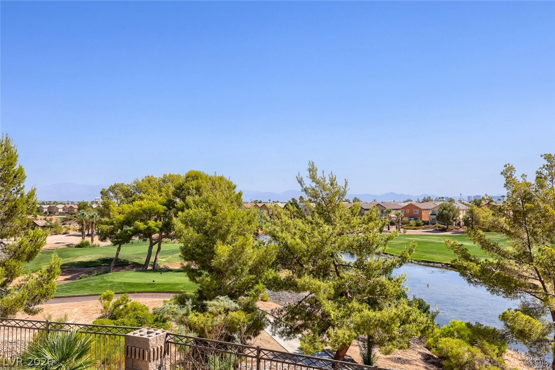 24 Crooked Putter Drive Las Vegas NV 89148