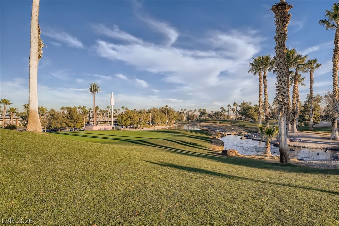 24 Crooked Putter Drive Las Vegas NV 89148