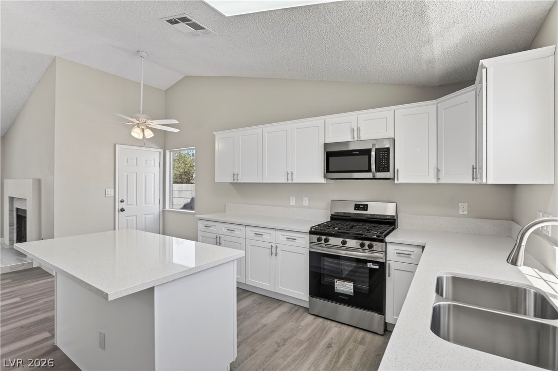 7256 Wayfarer Drive Las Vegas NV 89156