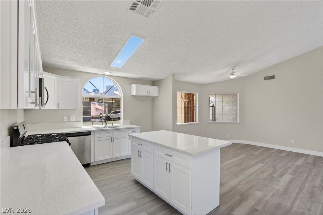 7256 Wayfarer Drive Las Vegas NV 89156