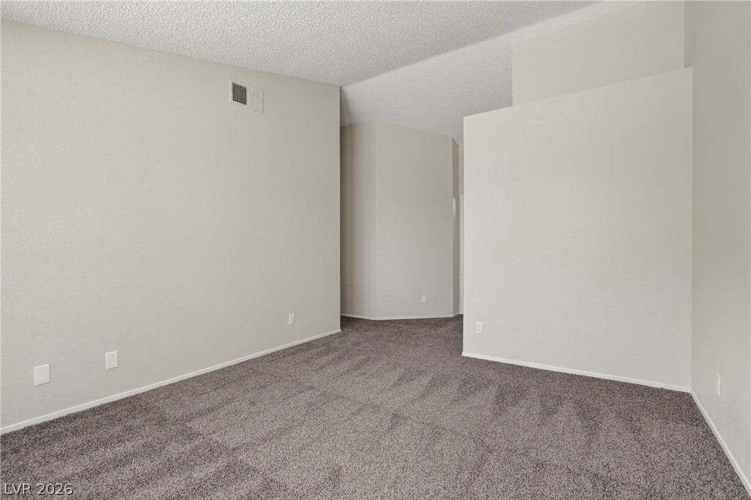 7256 Wayfarer Drive Las Vegas NV 89156
