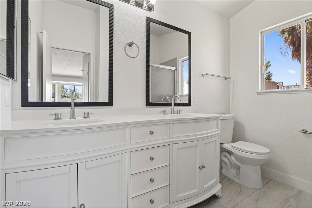 7256 Wayfarer Drive Las Vegas NV 89156