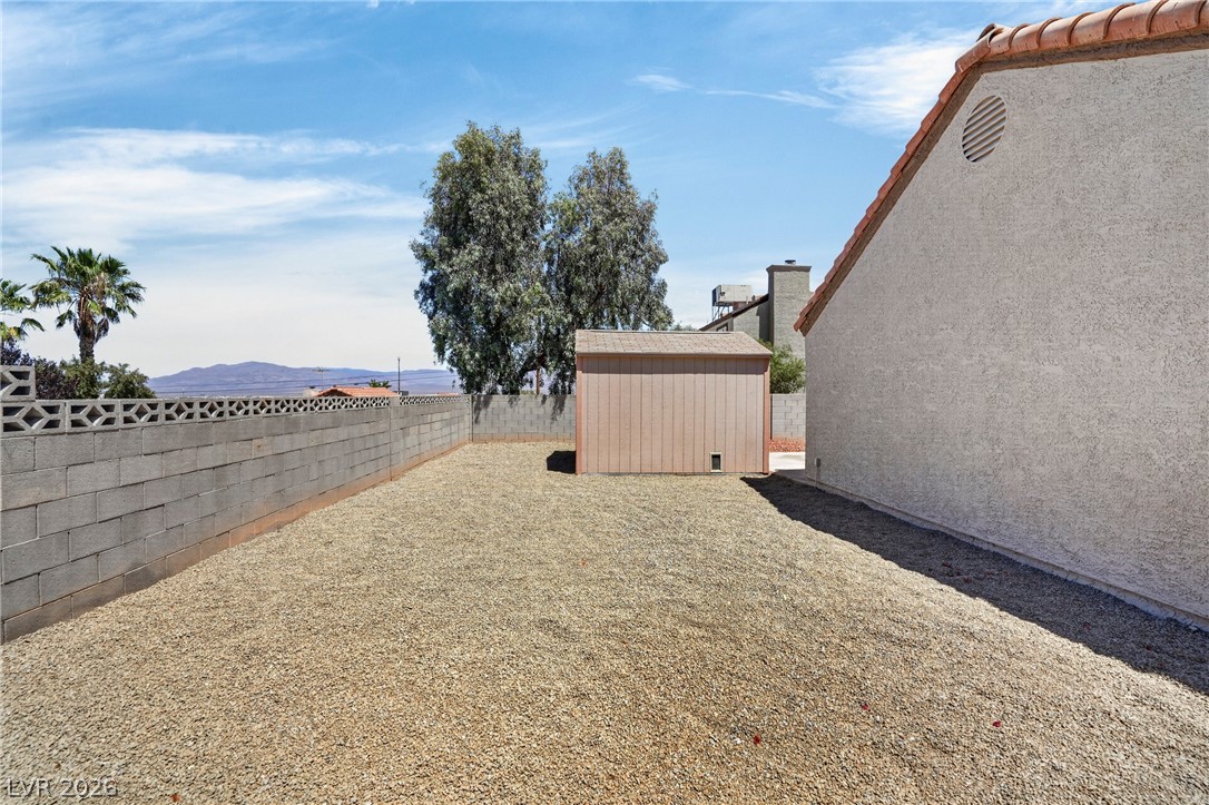 7256 Wayfarer Drive Las Vegas NV 89156