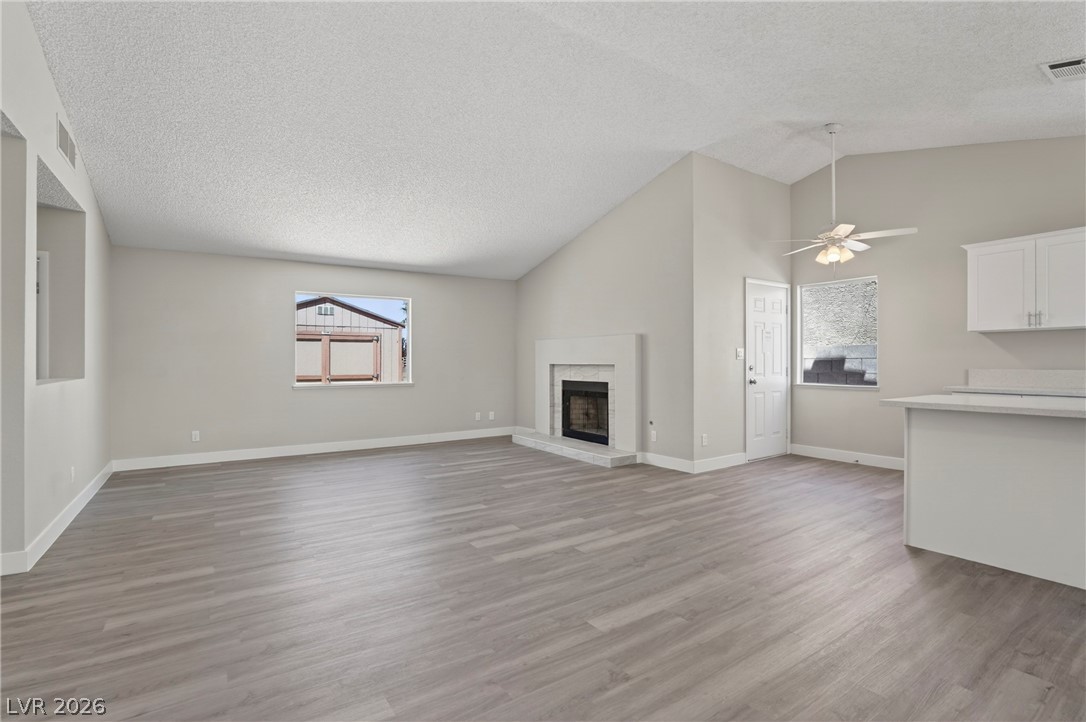 7256 Wayfarer Drive Las Vegas NV 89156
