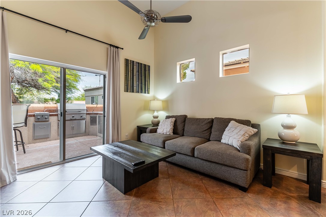 628 Chase Tree Street Las Vegas NV 89144