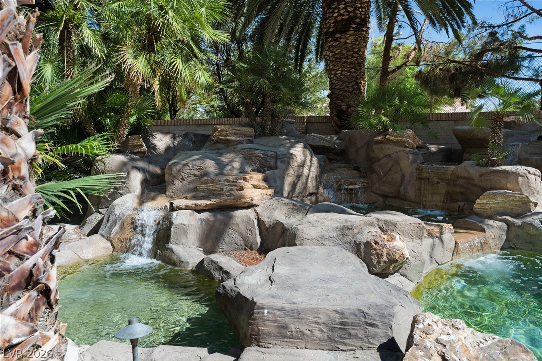 3687 Happy Lane Las Vegas NV 89120