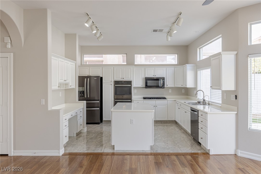 2084 Eaglepath Circle Henderson NV 89074