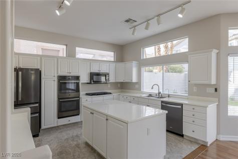 2084 Eaglepath Circle Henderson NV 89074