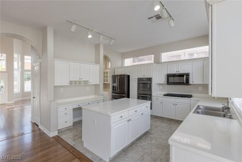 2084 Eaglepath Circle Henderson NV 89074