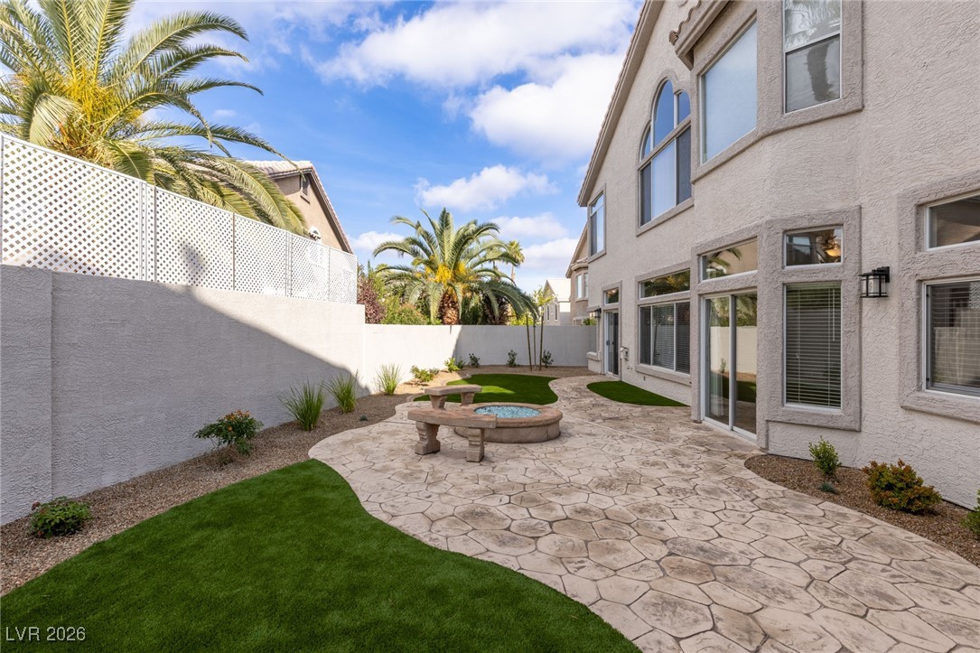 2084 Eaglepath Circle Henderson NV 89074