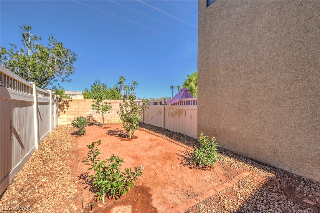 648 Vincents Dream Avenue North Las Vegas NV 89031