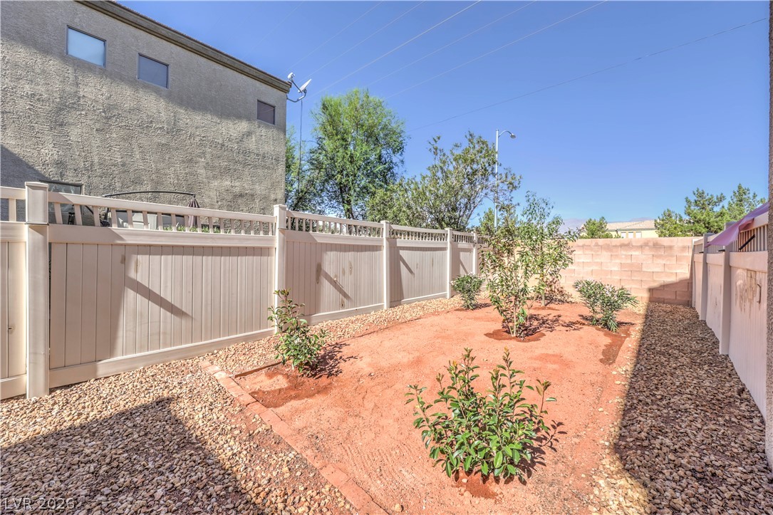 648 Vincents Dream Avenue North Las Vegas NV 89031