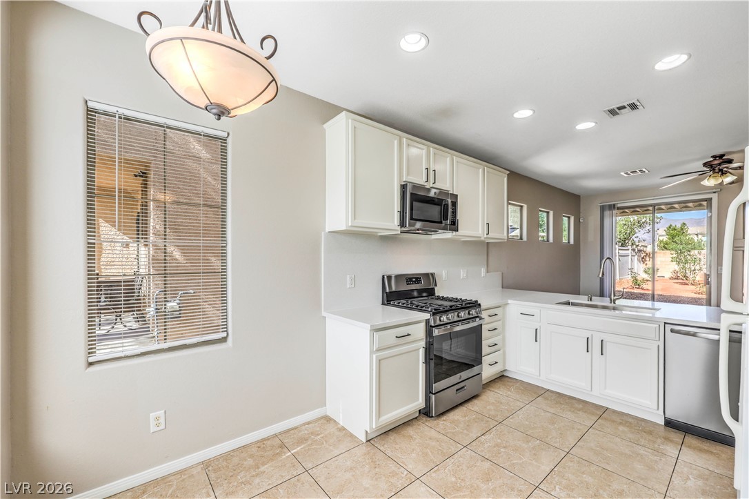 648 Vincents Dream Avenue North Las Vegas NV 89031