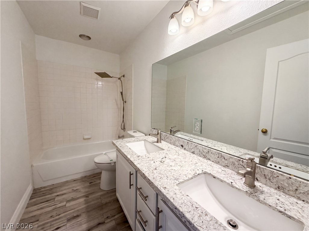 6335 Pavestone Las Vegas NV 89142