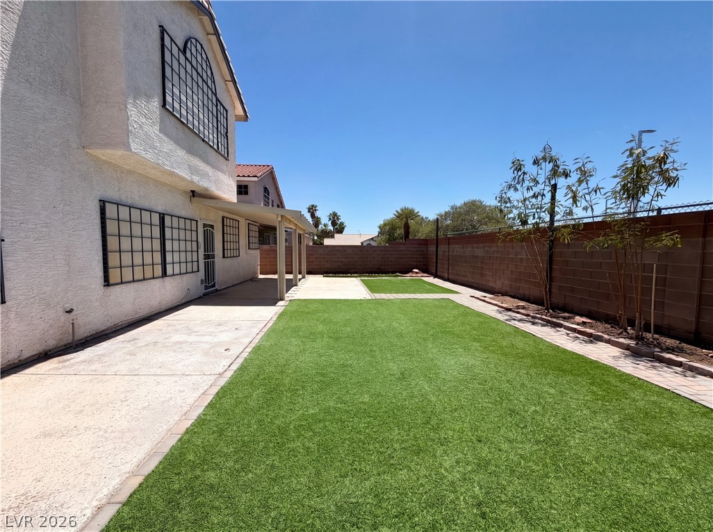6335 Pavestone Las Vegas NV 89142