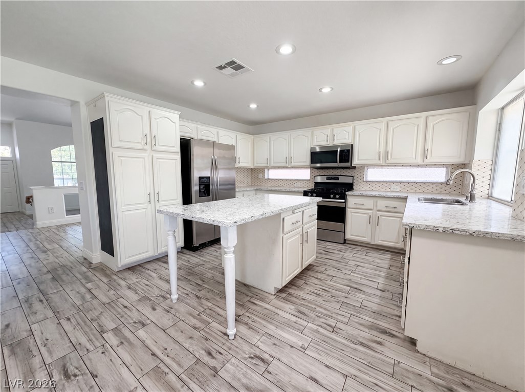 6335 Pavestone Las Vegas NV 89142