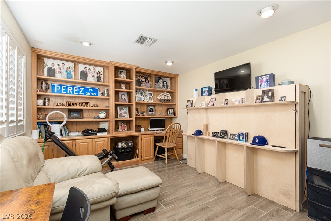 2882 Bridgepointe Drive Las Vegas NV 89121