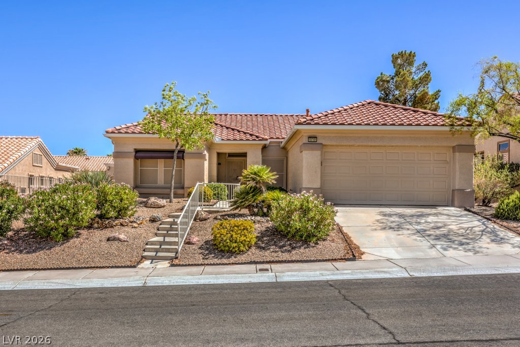 10701 Sky Meadows Avenue Las Vegas NV 89134
