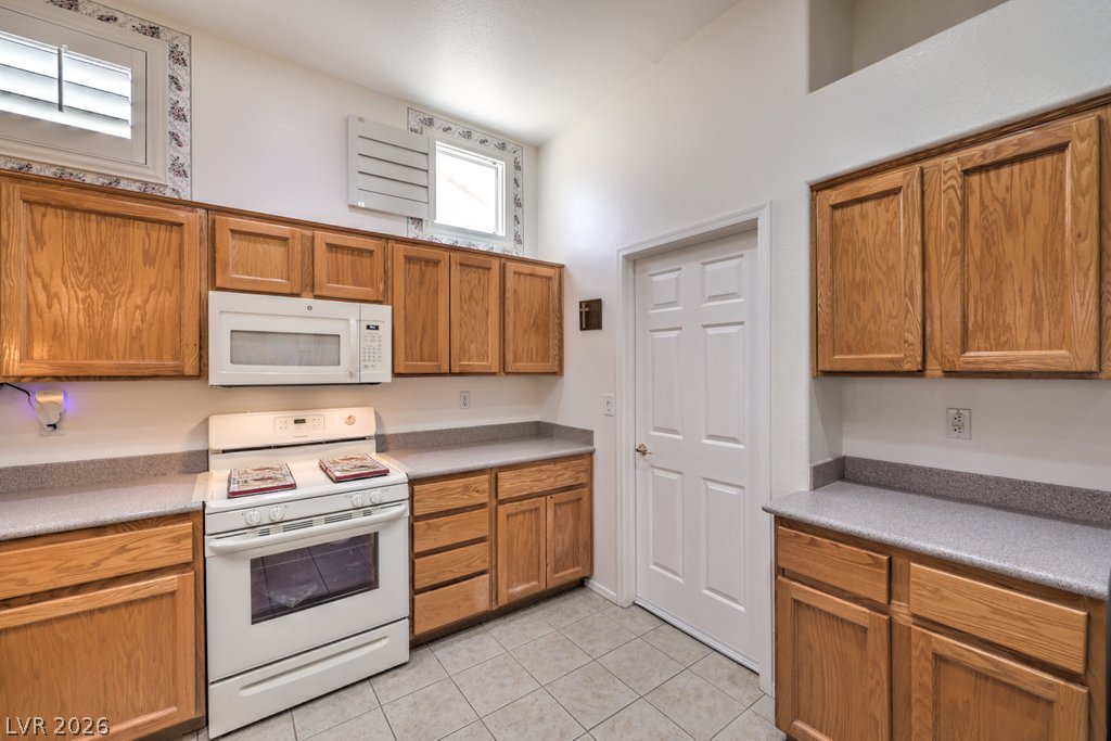 10701 Sky Meadows Avenue Las Vegas NV 89134