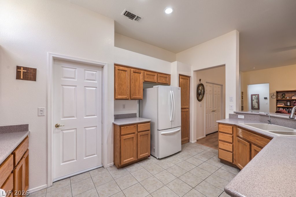 10701 Sky Meadows Avenue Las Vegas NV 89134