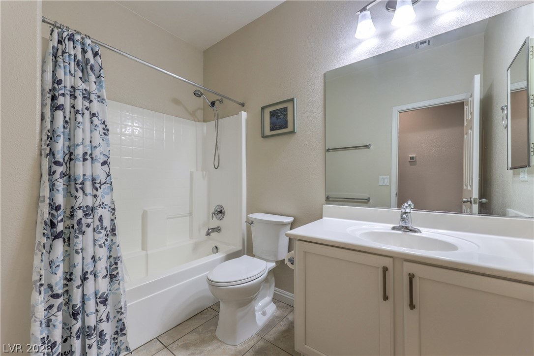 7148 Crescentville Avenue Las Vegas NV 89131