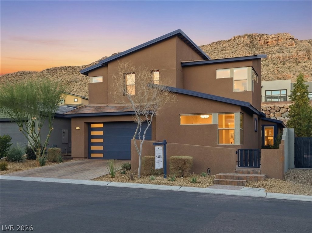 9725 Starlight Ridge Avenue Las Vegas NV 89148