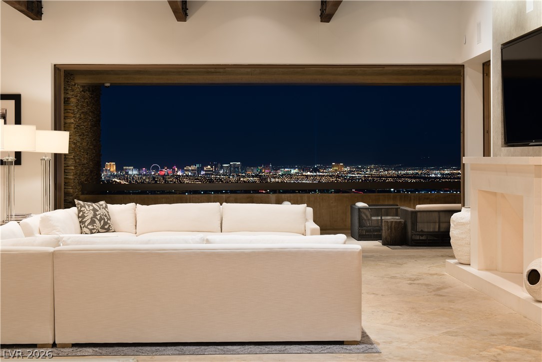 5 Promontory Pointe Lane Las Vegas NV 89135