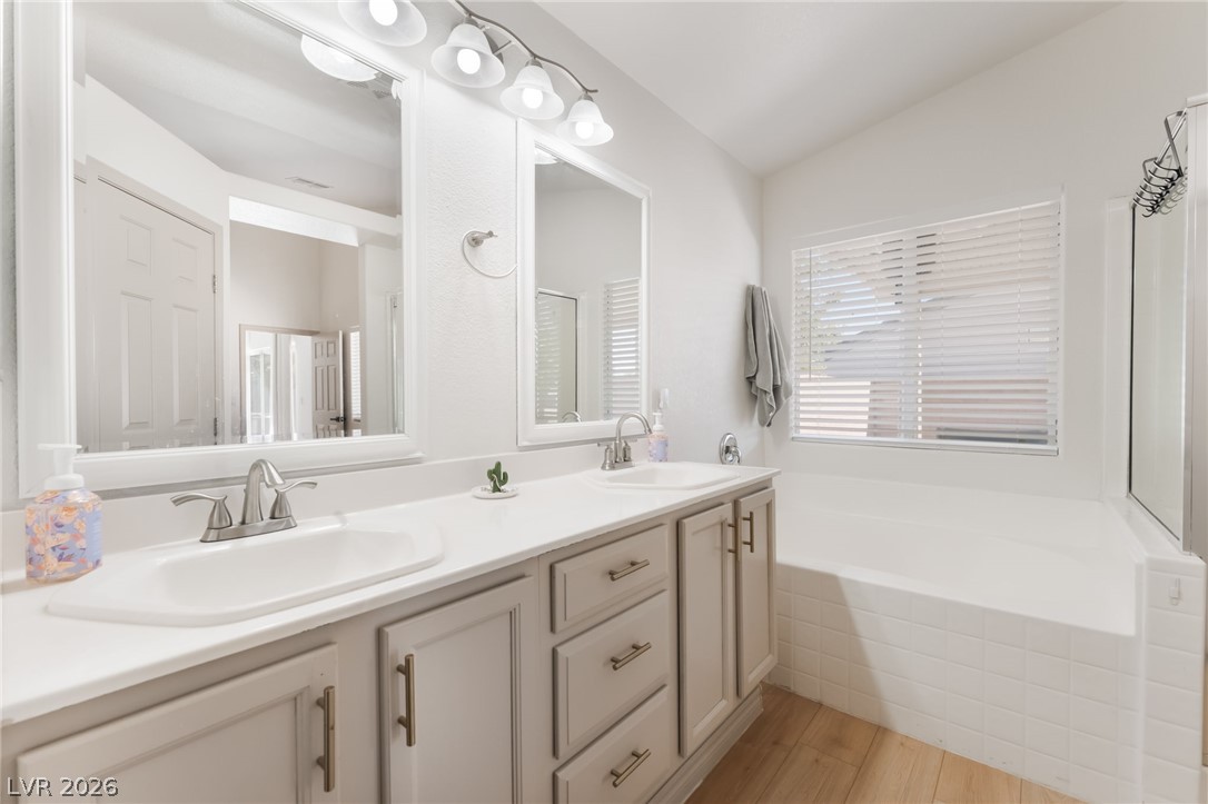 3729 Shimmering Creek Avenue North Las Vegas NV 89031