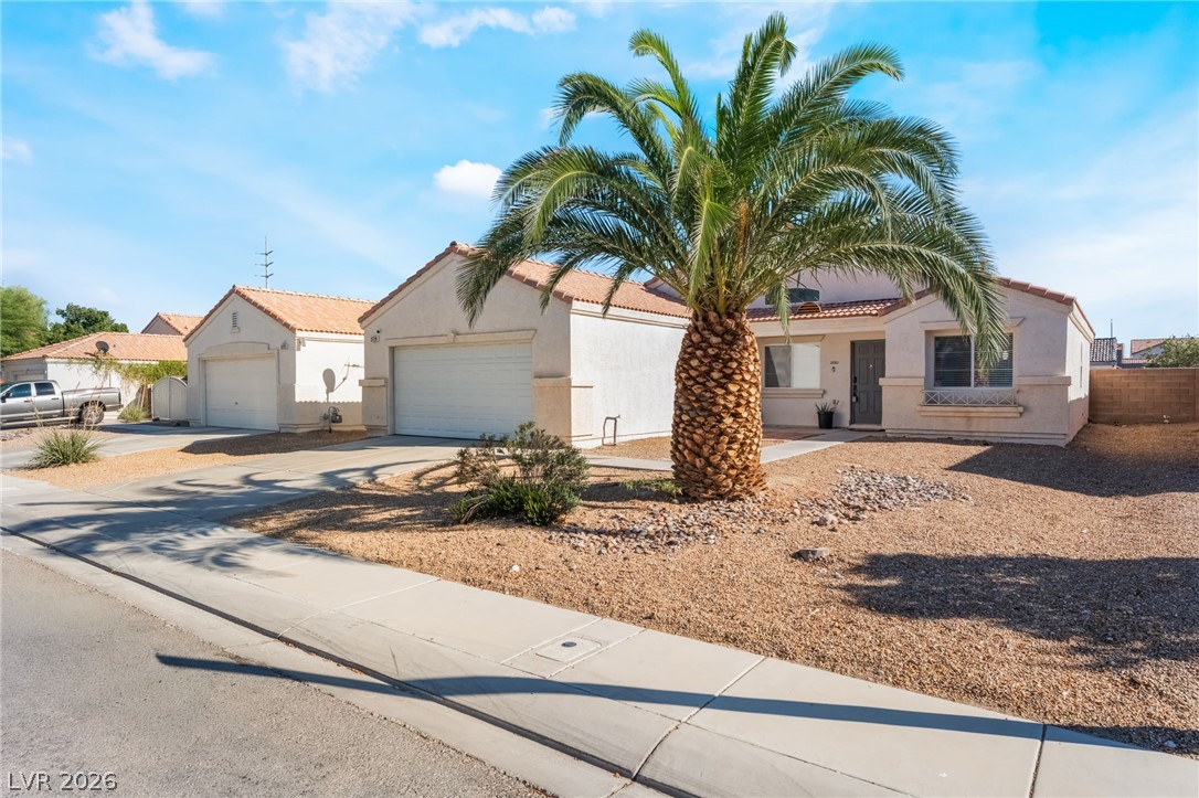 3729 Shimmering Creek Avenue North Las Vegas NV 89031
