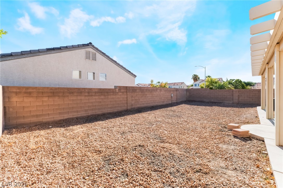 3729 Shimmering Creek Avenue North Las Vegas NV 89031