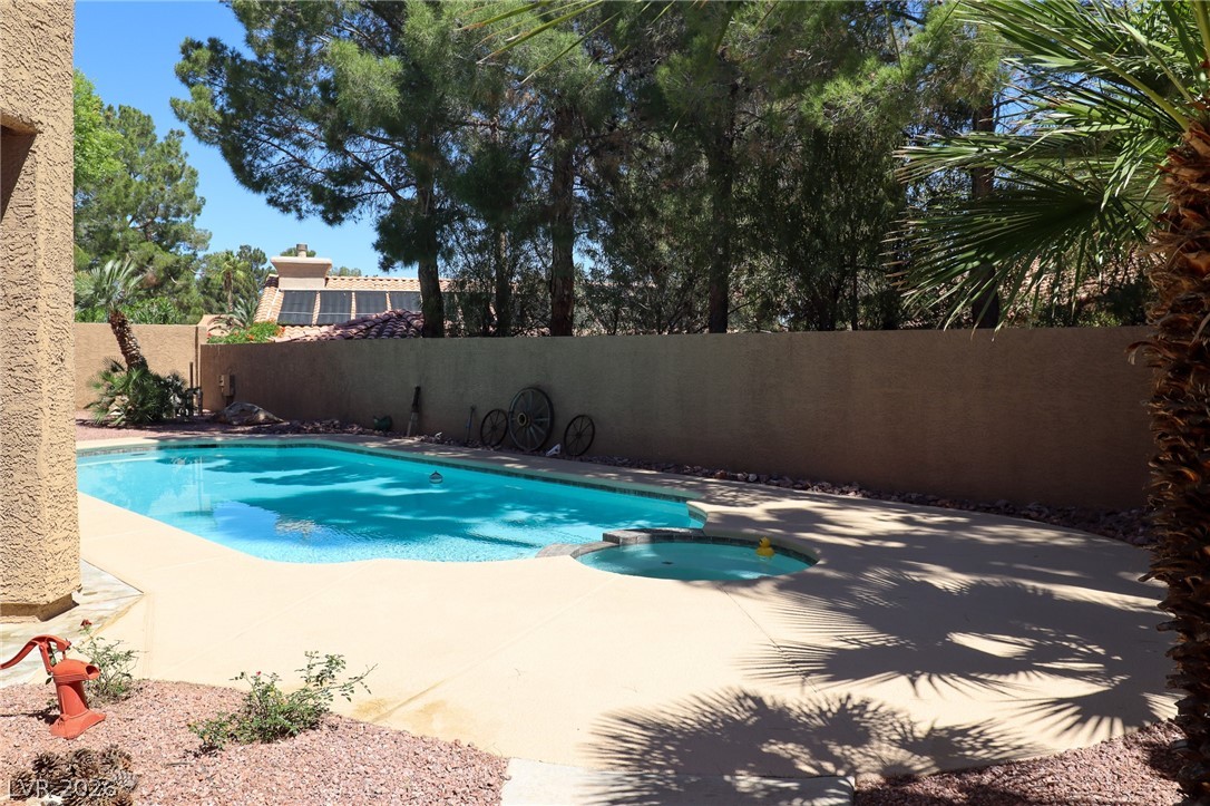 9112 Prospectors Cove Drive Las Vegas NV 89117