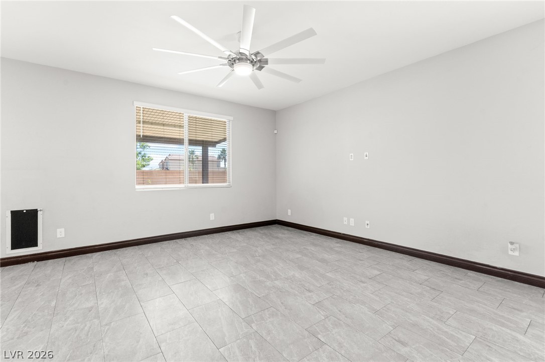 983 Cliff Castle Avenue North Las Vegas NV 89081