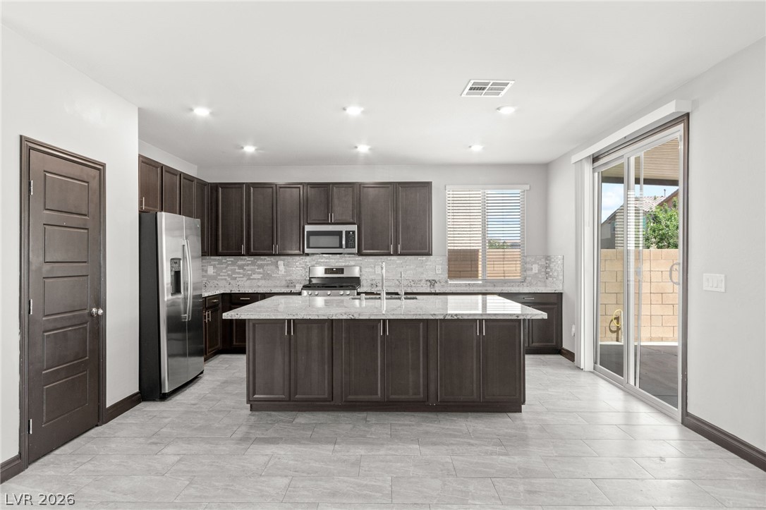 983 Cliff Castle Avenue North Las Vegas NV 89081