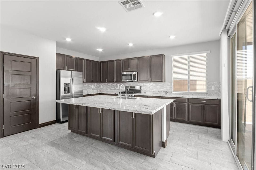 983 Cliff Castle Avenue North Las Vegas NV 89081