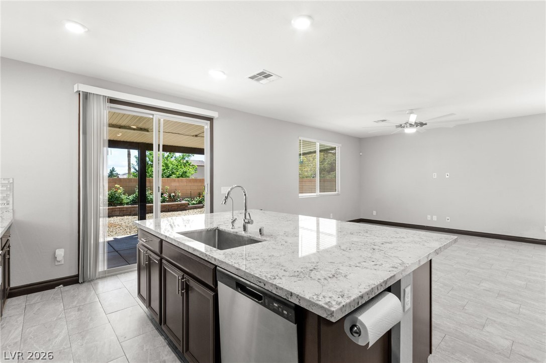 983 Cliff Castle Avenue North Las Vegas NV 89081