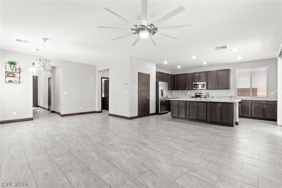 983 Cliff Castle Avenue North Las Vegas NV 89081