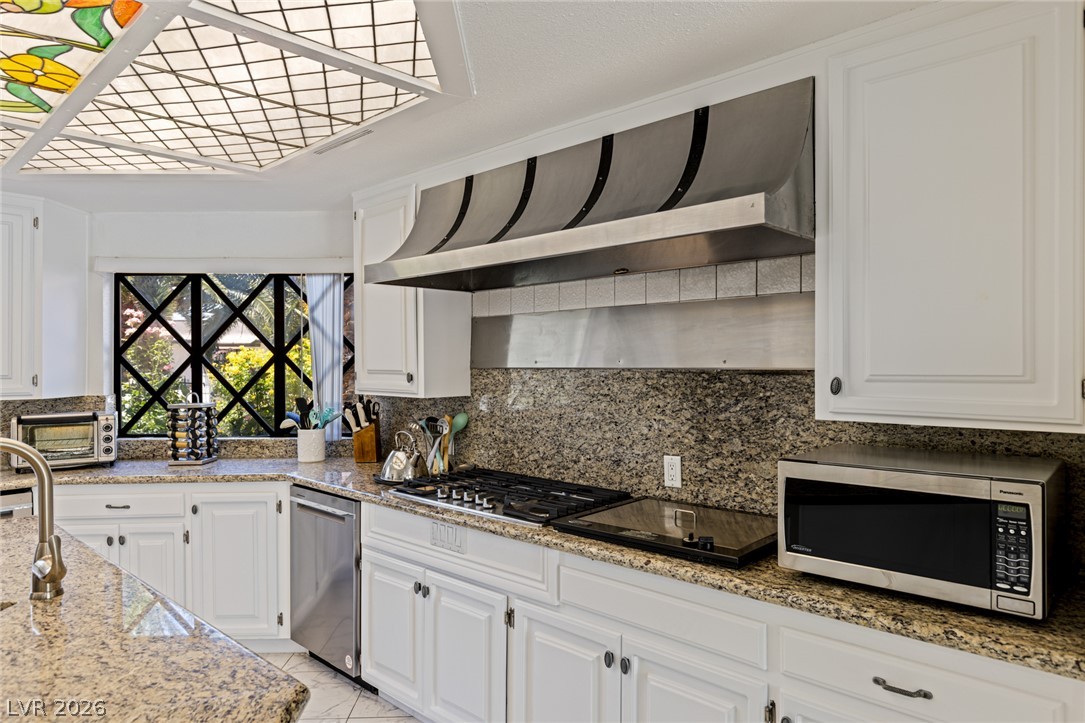 221 Dalmatian Lane Las Vegas NV 89107