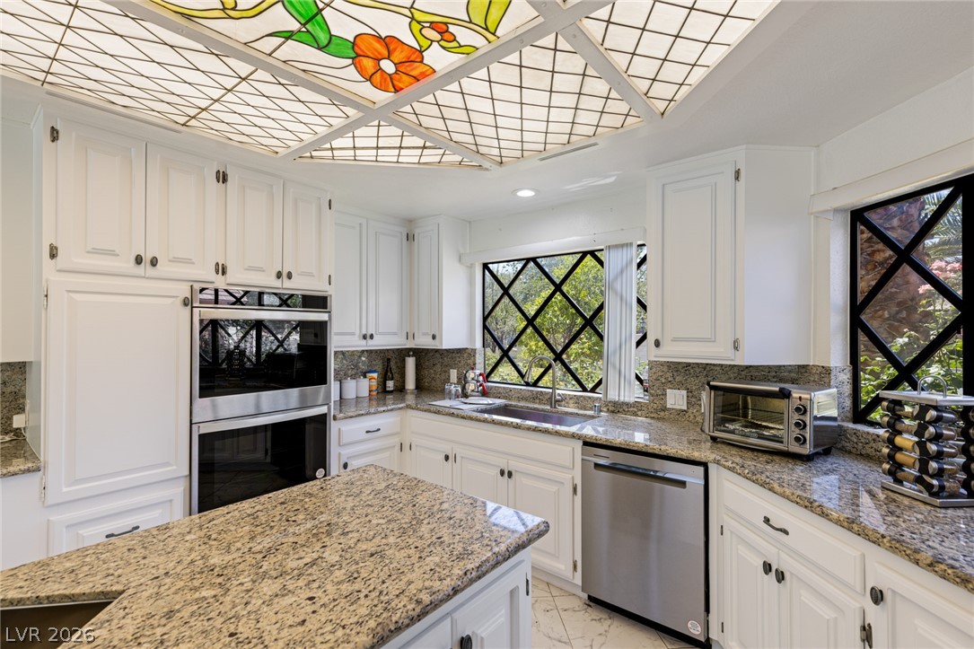 221 Dalmatian Lane Las Vegas NV 89107