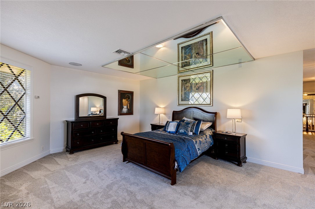 221 Dalmatian Lane Las Vegas NV 89107